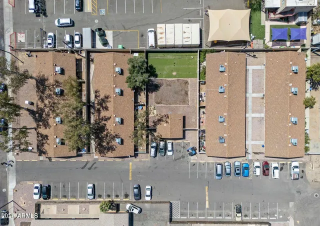 $1,300 | 936 West Mountain View Road, Unit 11, Phoenix, AZ 85021