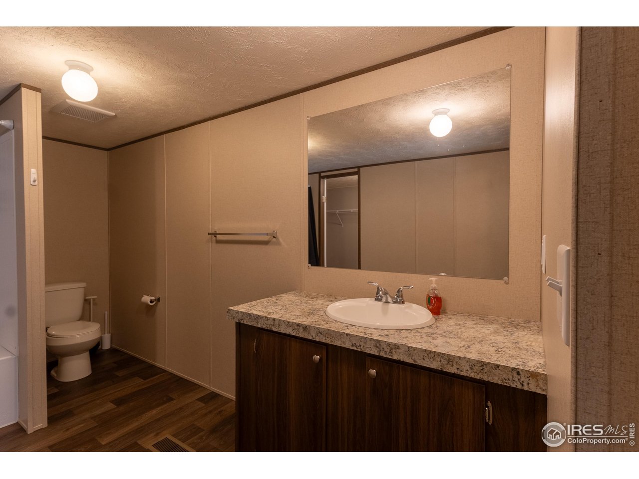401 North Timberline Road, Unit 10 Fort Collins, CO 80524 - Photo 27 of 32 Primary Bathroom