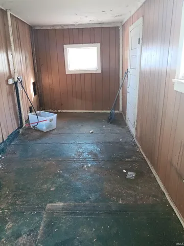 $63,650 | 2512 Highway 150, West Terre Haute, IN 47885