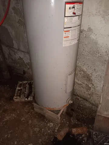 $63,650 | 2512 Highway 150, West Terre Haute, IN 47885