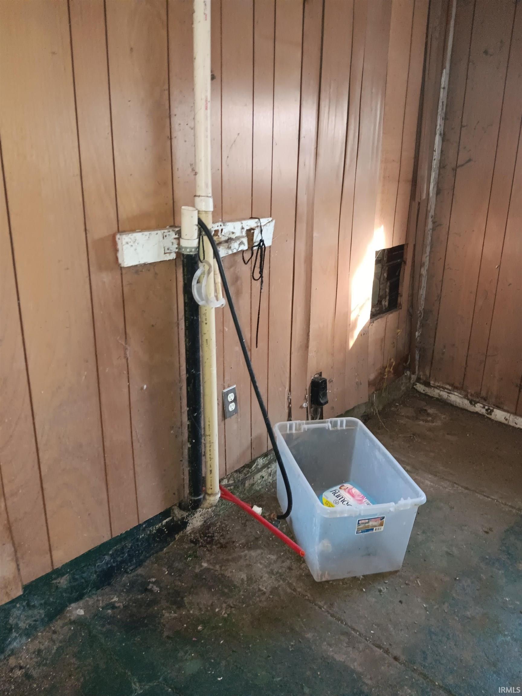 2512 Highway 150 West Terre Haute, IN 47885 - Photo 21 of 24