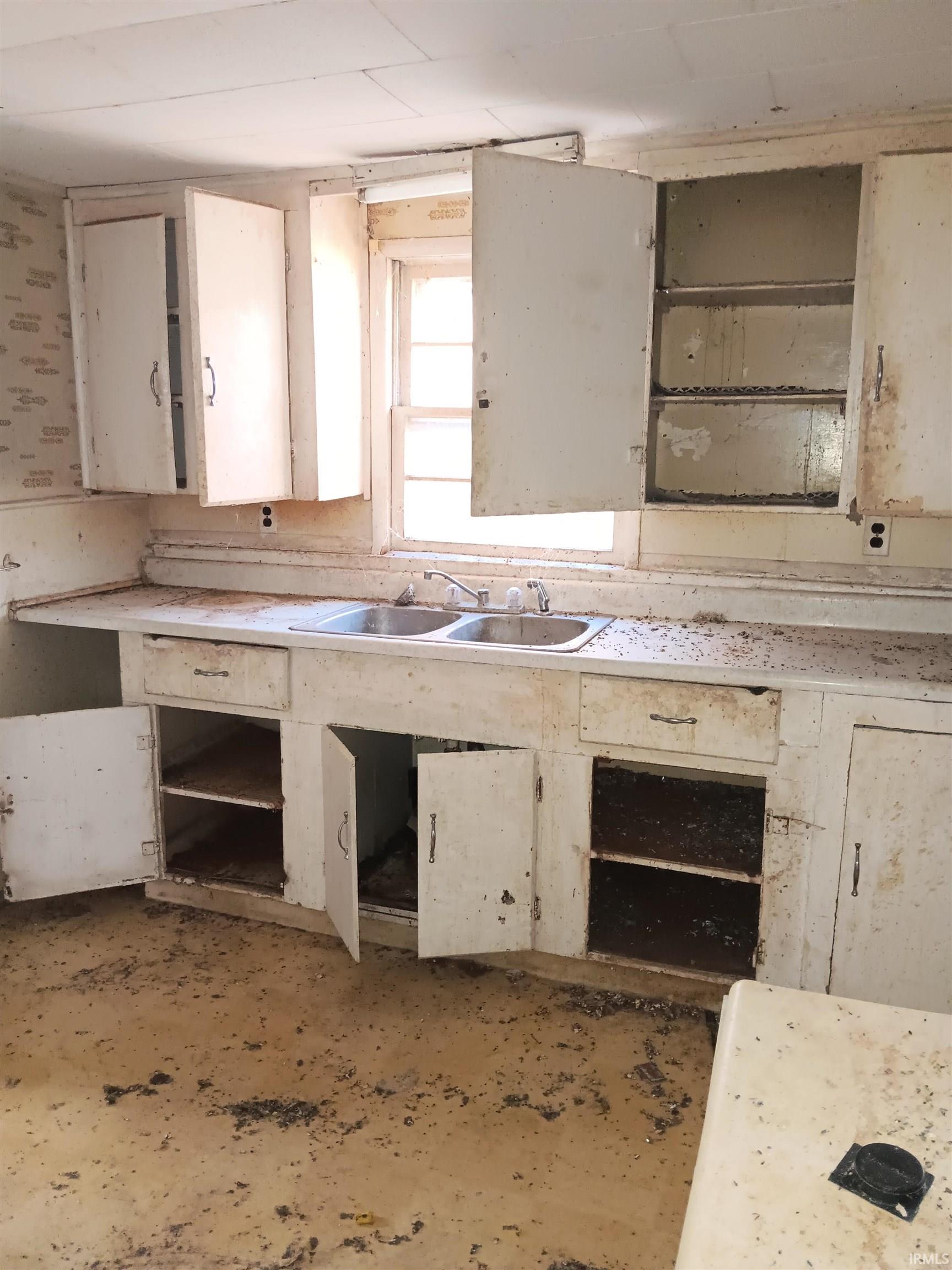 2512 Highway 150 West Terre Haute, IN 47885 - Photo 9 of 24