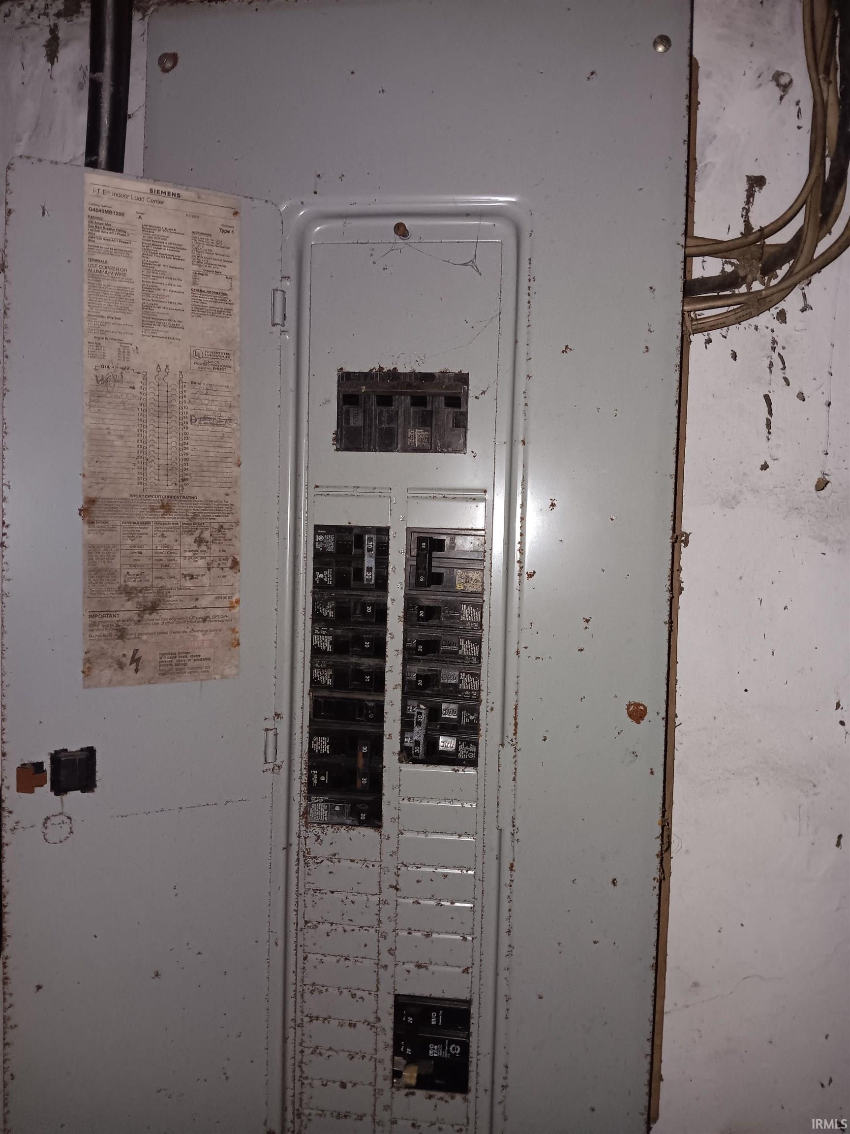 2512 Highway 150 West Terre Haute, IN 47885 - Photo 10 of 24