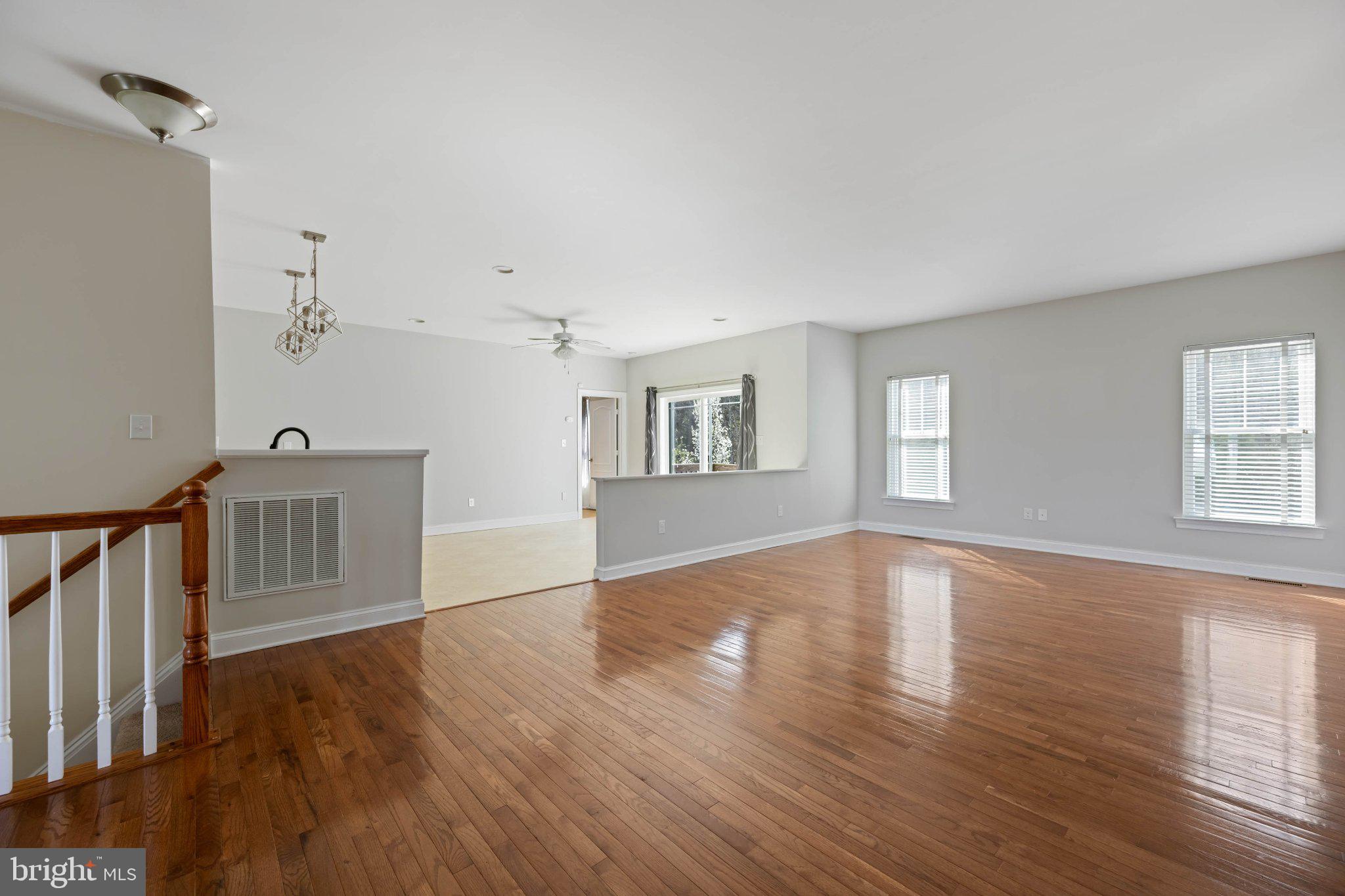 28751 Valley View Lane Lewes, DE 19958 - Photo 14 of 38 Spacious, sunlit living area awaits you.