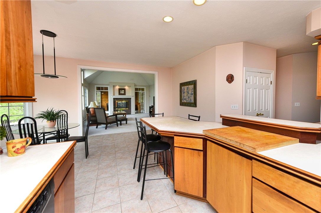 3 Sunberry Drive Perinton, NY 14526 - Photo 12 of 43