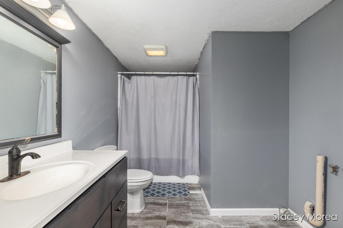 1910 Waterview Way Crystal, MI 48818 - Photo 18 of 33