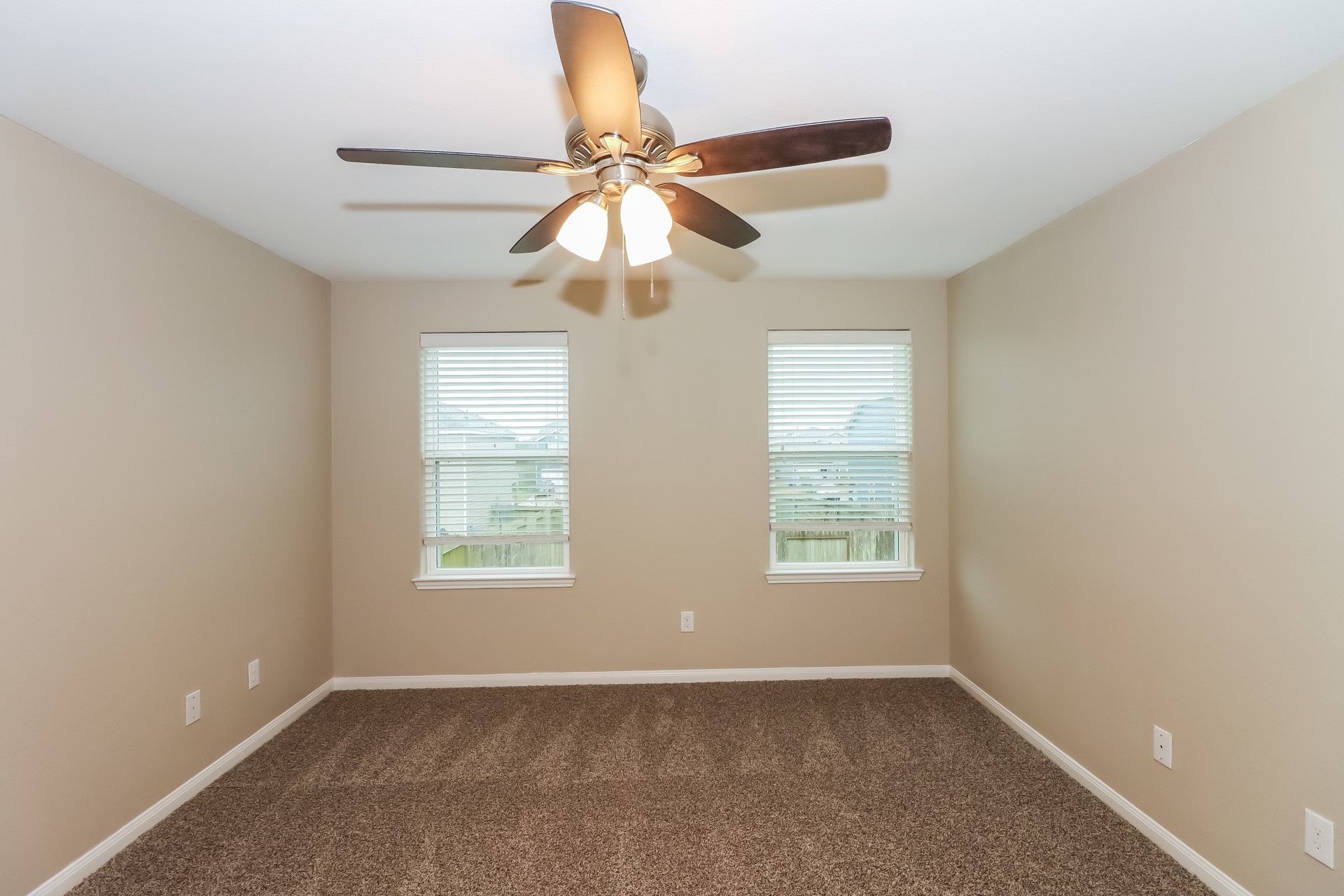 8015 Distant Harbor Road Cove, TX 77523 - Photo 8 of 15