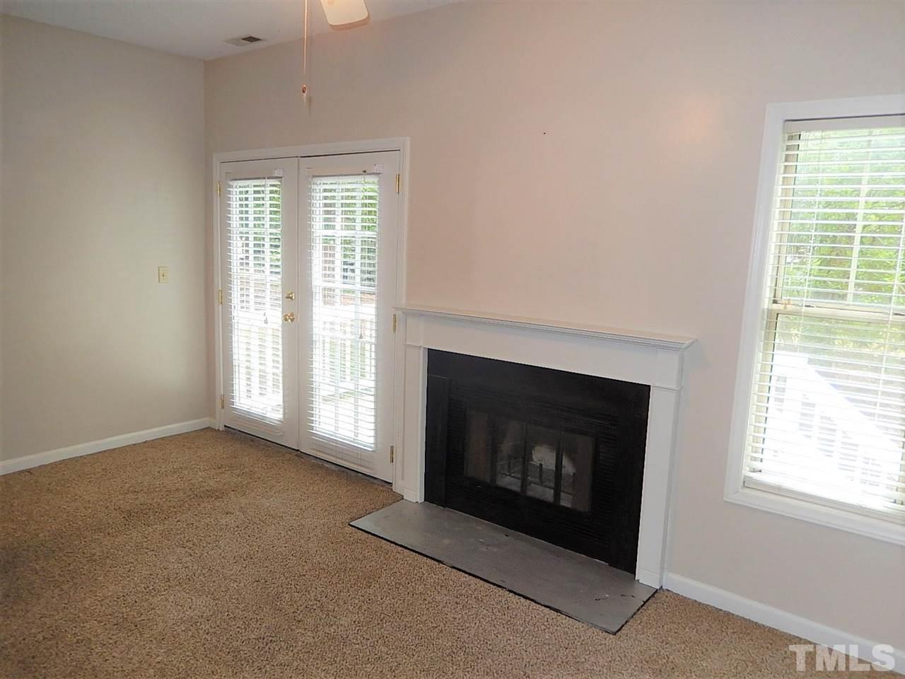 6121 Sunpointe Drive, Unit 101 Raleigh, NC 27606 - Photo 6 of 29 Gallery Image 6