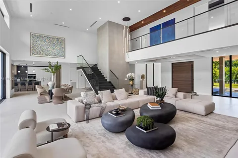$10,950,000 | 6445 Southwest 129th Terrace, Pinecrest, FL 33156