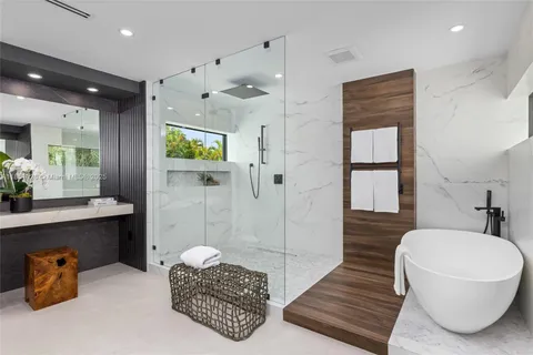 $10,950,000 | 6445 Southwest 129th Terrace, Pinecrest, FL 33156