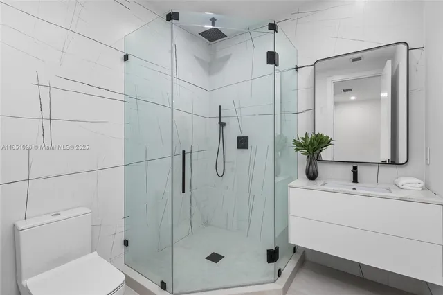 $10,950,000 | 6445 Southwest 129th Terrace, Pinecrest, FL 33156