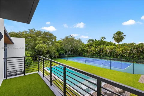$10,950,000 | 6445 Southwest 129th Terrace, Pinecrest, FL 33156