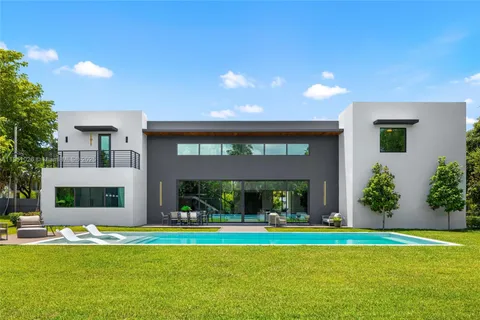 $10,950,000 | 6445 Southwest 129th Terrace, Pinecrest, FL 33156