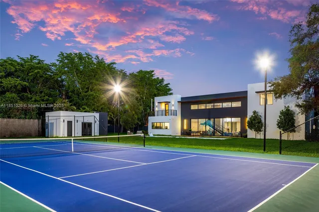 $10,950,000 | 6445 Southwest 129th Terrace, Pinecrest, FL 33156