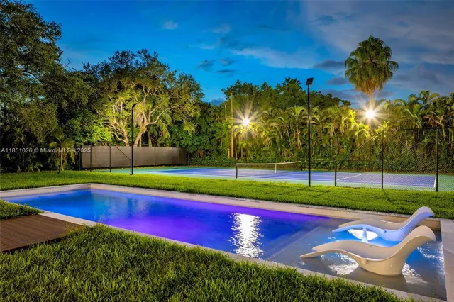 $10,950,000 | 6445 Southwest 129th Terrace, Pinecrest, FL 33156