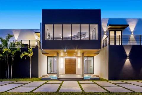 $10,950,000 | 6445 Southwest 129th Terrace, Pinecrest, FL 33156