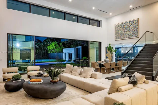 $10,950,000 | 6445 Southwest 129th Terrace, Pinecrest, FL 33156