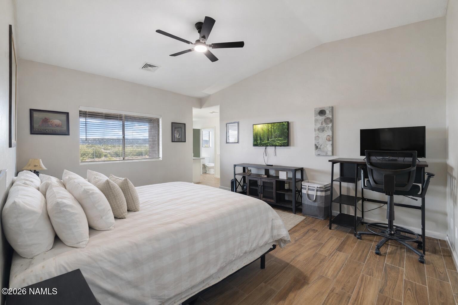 3097 Whitetail Loop Williams, AZ 86046 - Photo 14 of 46 Spacious Primary Bedroom