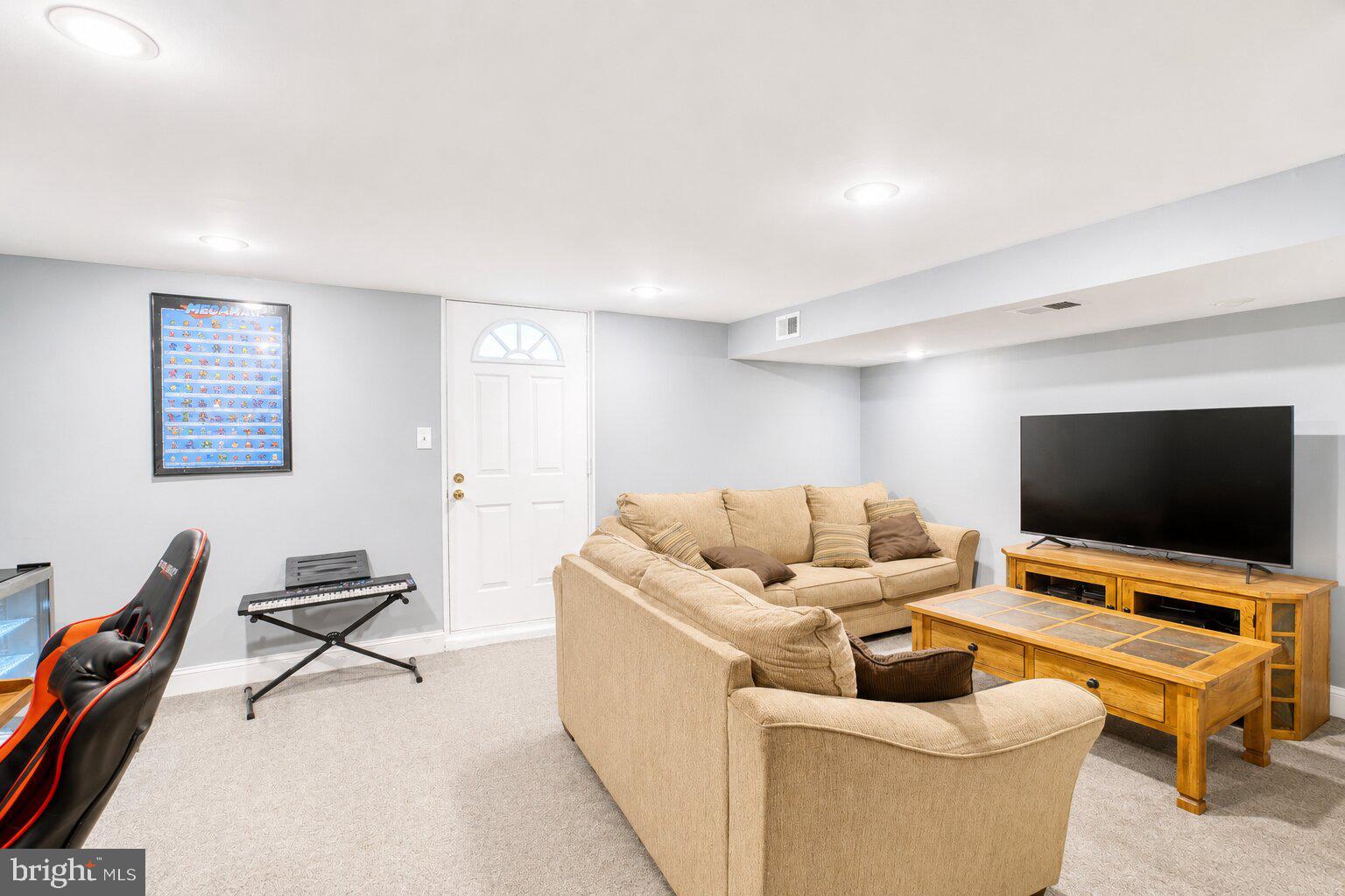 12024 Farwell Road Philadelphia, PA 19154 - Photo 26 of 39