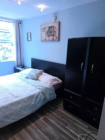 $229,900 | 9400 Live Oak Place, Unit 305, Davie, FL 33324