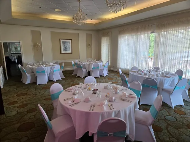 $229,900 | 9400 Live Oak Place, Unit 305, Davie, FL 33324