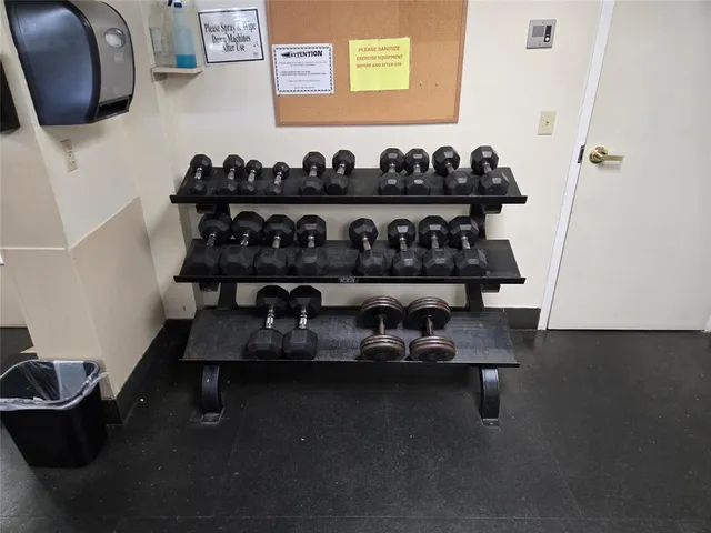 $229,900 | 9400 Live Oak Place, Unit 305, Davie, FL 33324