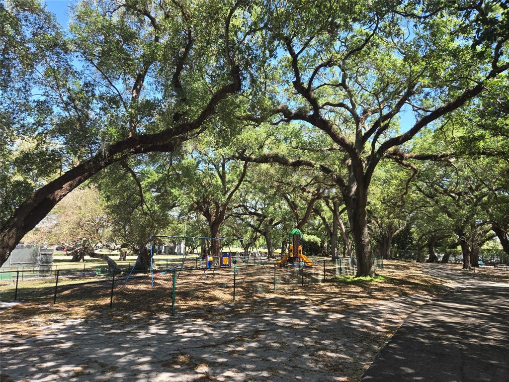 9400 Live Oak Place, Unit 305 Davie, FL 33324 - Photo 88 of 93 Kids park new equipment