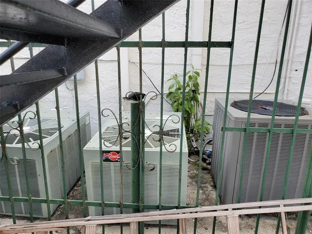 $1,175 | 50 North Federal Highway, Unit 4, Dania Beach, FL 33004