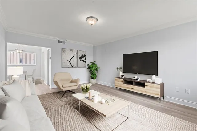 $2,099 | 9930 Collins Avenue, Unit 3, Bal Harbour, FL 33154