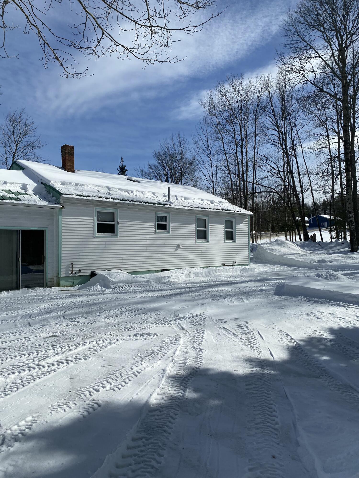 674 Franklin Road Jay, ME 04239 - Photo 3 of 9 IMG_3087