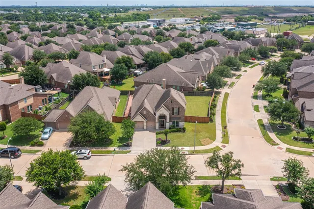 $608,000 | 10827 Naburn Gate, Richmond, TX 77407