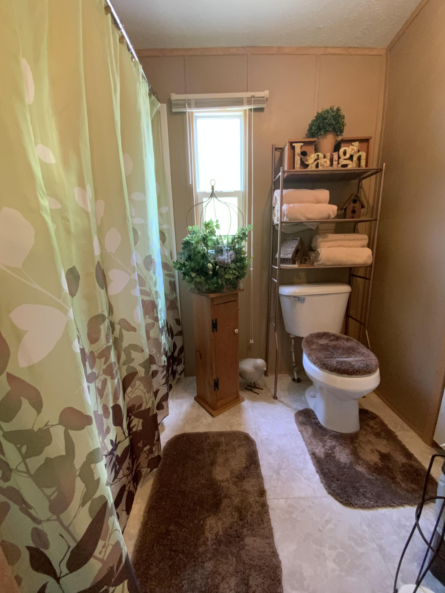 1373 Smelcer Road Mohawk, TN 37810 - Photo 47 of 50 Second Bathroom