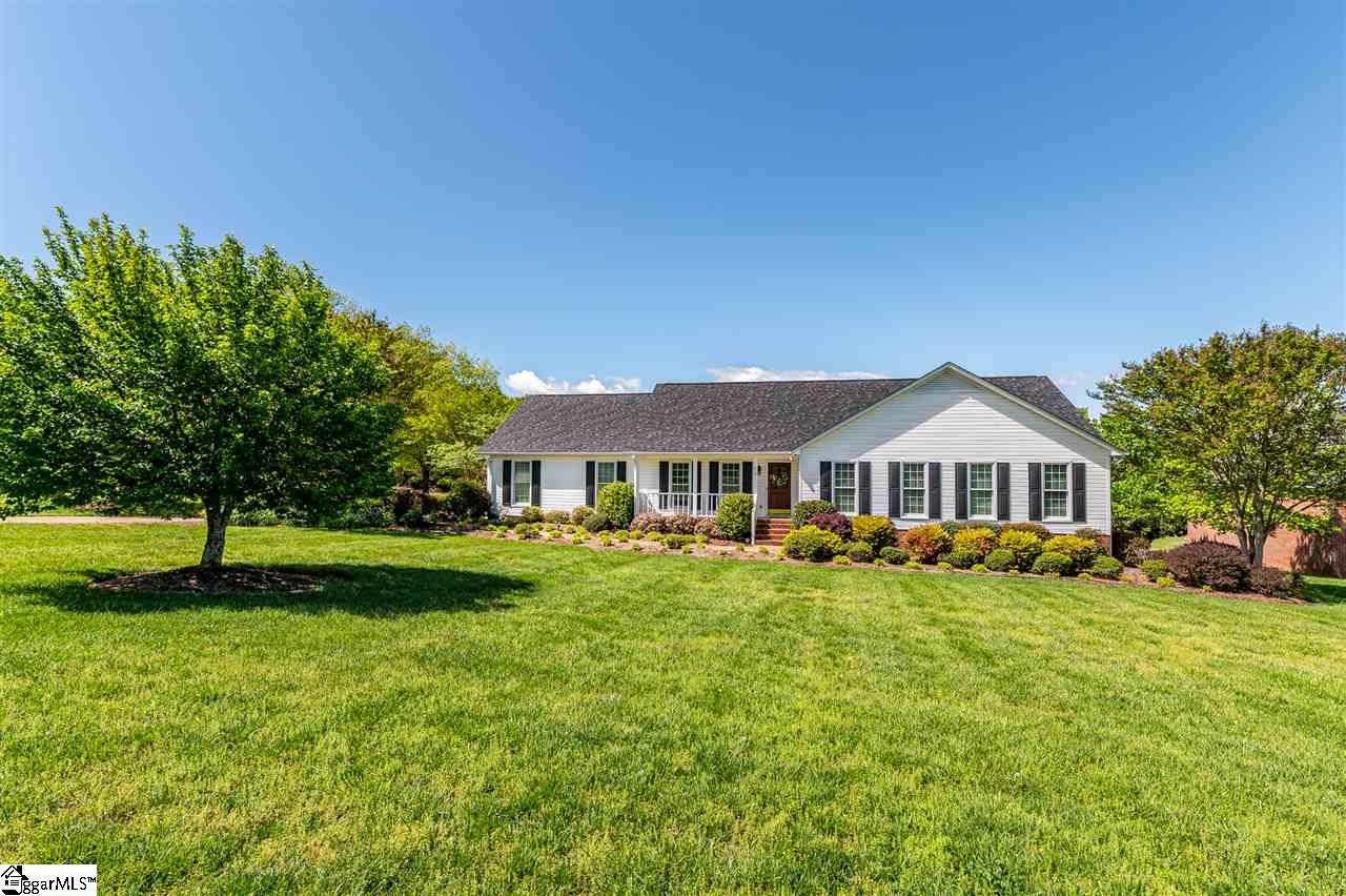 510 Silver Ridge Drive Greer, SC 29651 - Photo 1 of 36
