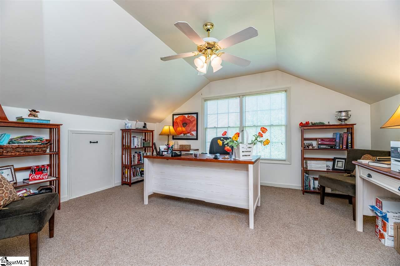 510 Silver Ridge Drive Greer, SC 29651 - Photo 14 of 36