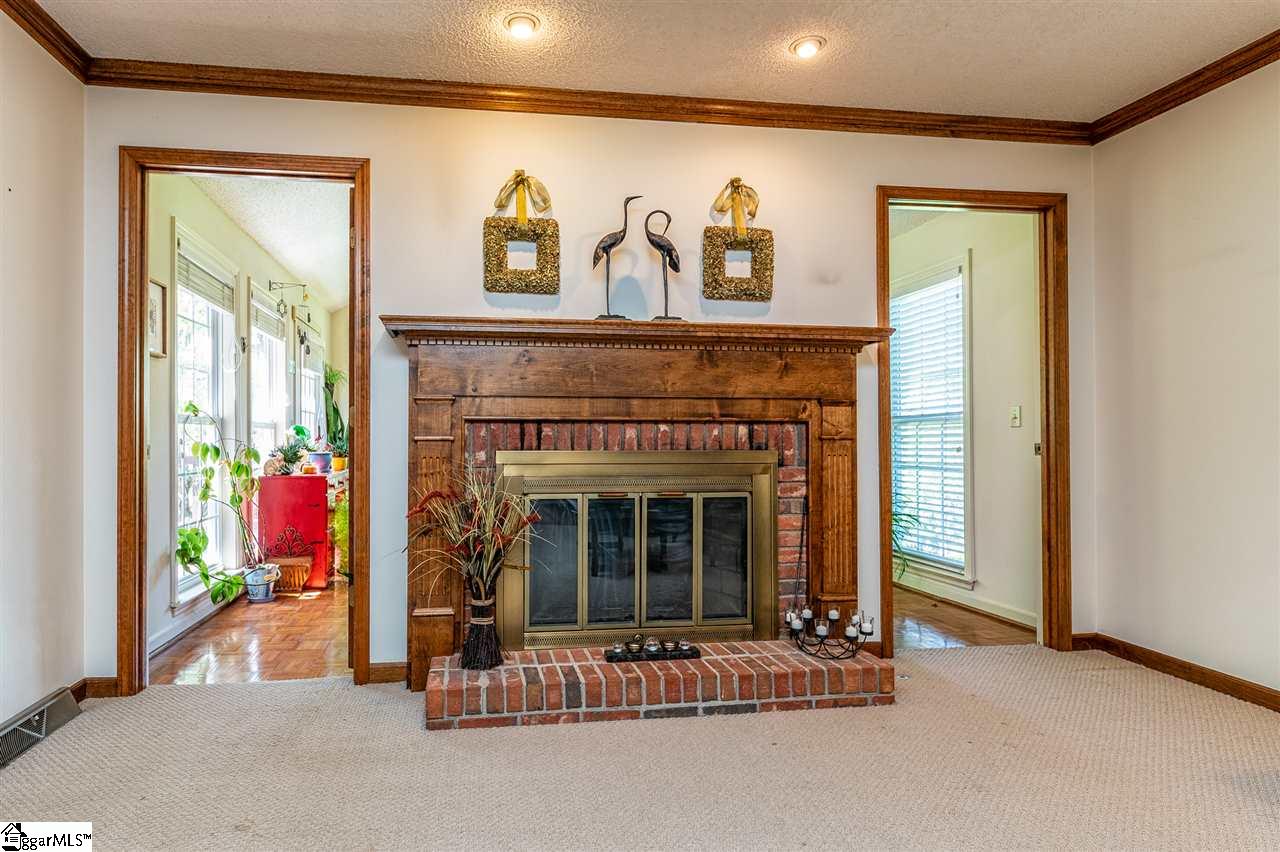 510 Silver Ridge Drive Greer, SC 29651 - Photo 8 of 36
