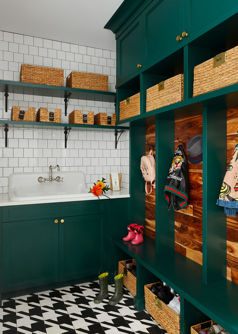 263 Chestnut Street Winnetka, IL 60093 - Photo 13 of 30 a room with lots of different colored cloths