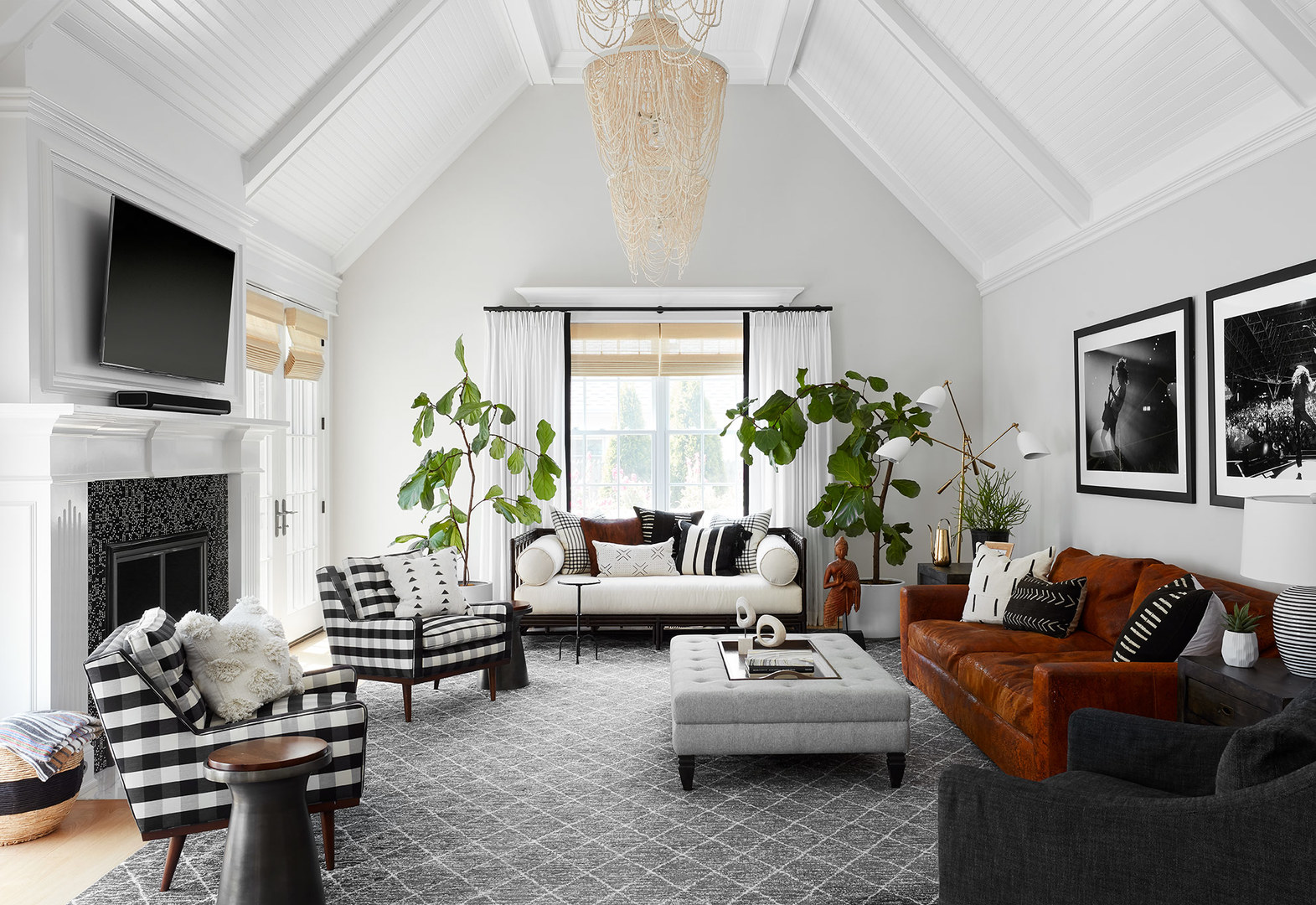 263 Chestnut Street Winnetka, IL 60093 - Photo 10 of 30 a living room with furniture fireplace and flat screen tv