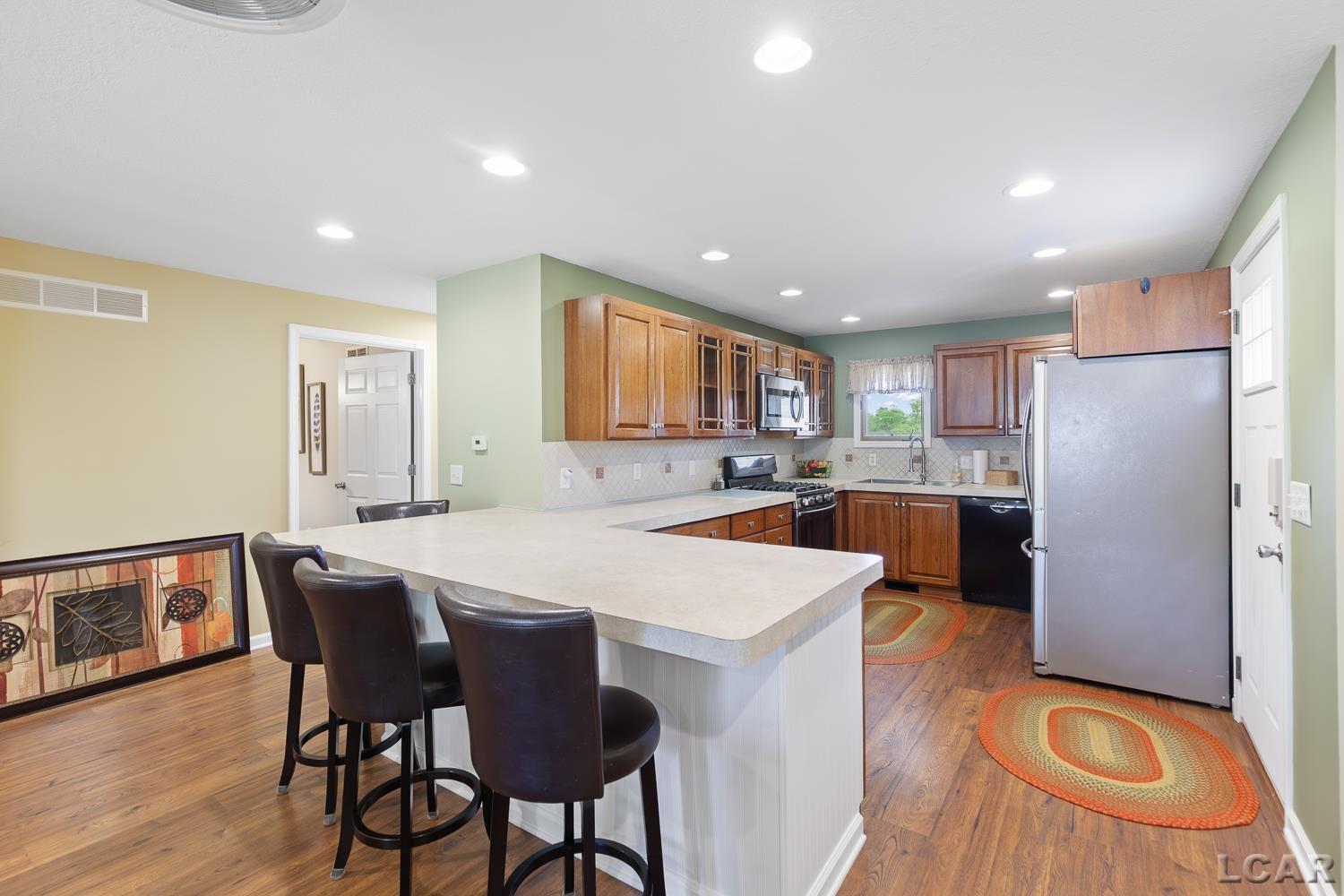 2831 Carson Highway Adrian, MI 49221 - Photo 7 of 42