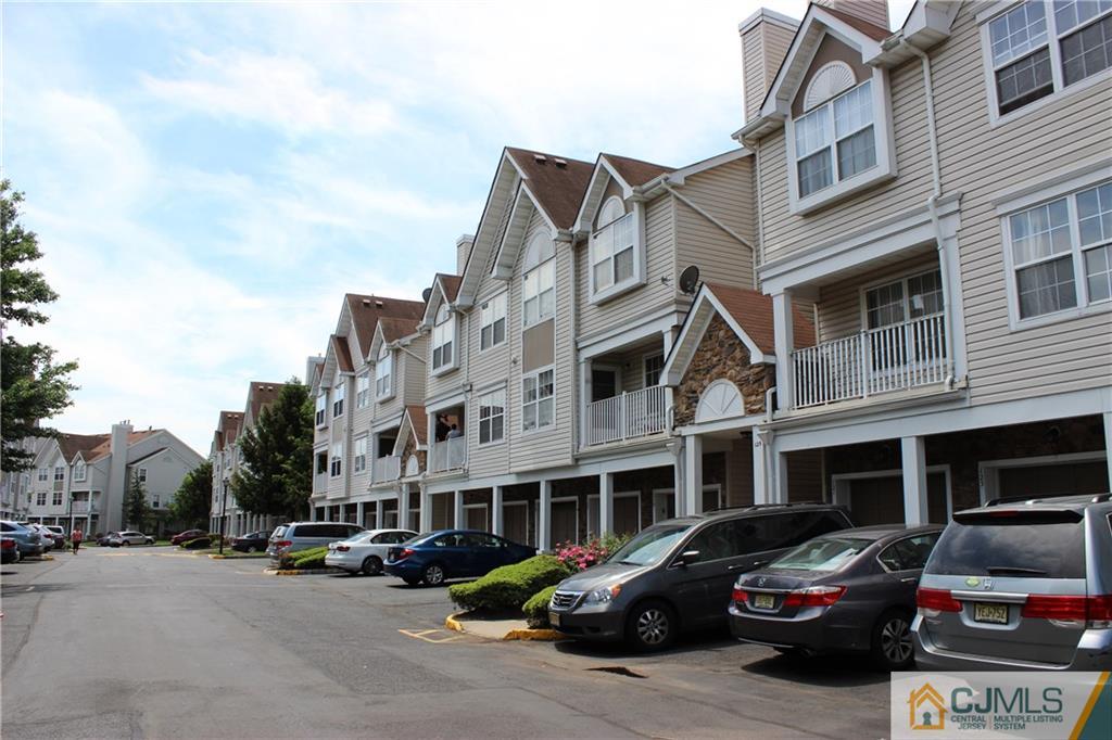 129 Inverness Drive, Unit I129 Edison, NJ 08820 - Photo 2 of 23 Gallery Image 2