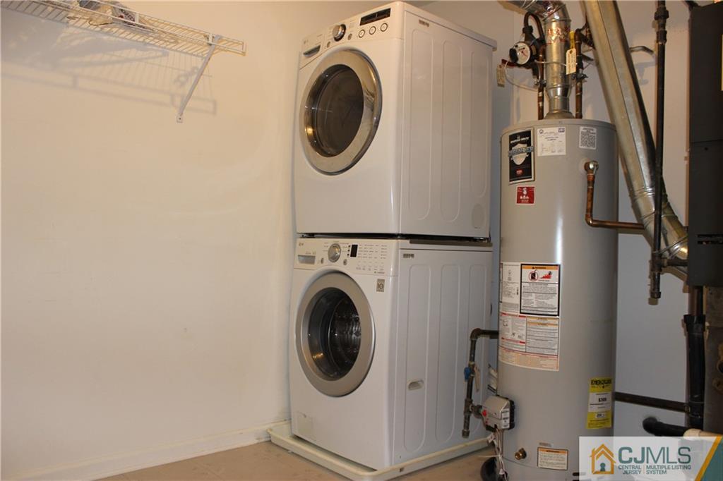 129 Inverness Drive, Unit I129 Edison, NJ 08820 - Photo 19 of 23 Gallery Image 19