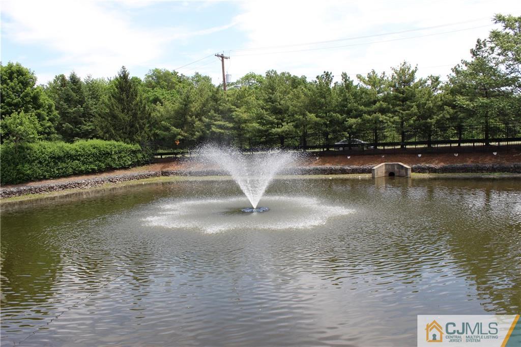 129 Inverness Drive, Unit I129 Edison, NJ 08820 - Photo 20 of 23 Gallery Image 20