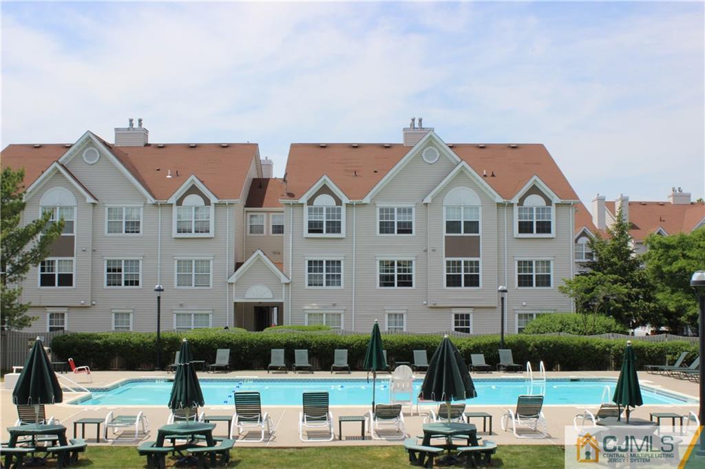 129 Inverness Drive, Unit I129 Edison, NJ 08820 - Photo 22 of 23 Gallery Image 22