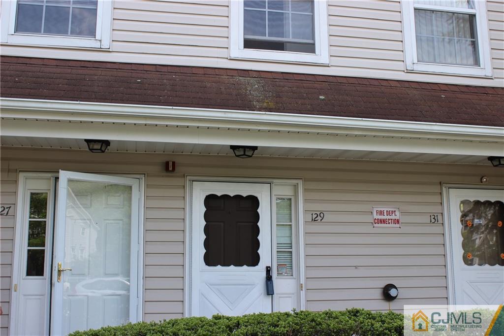 129 Inverness Drive, Unit I129 Edison, NJ 08820 - Photo 4 of 23 Gallery Image 4