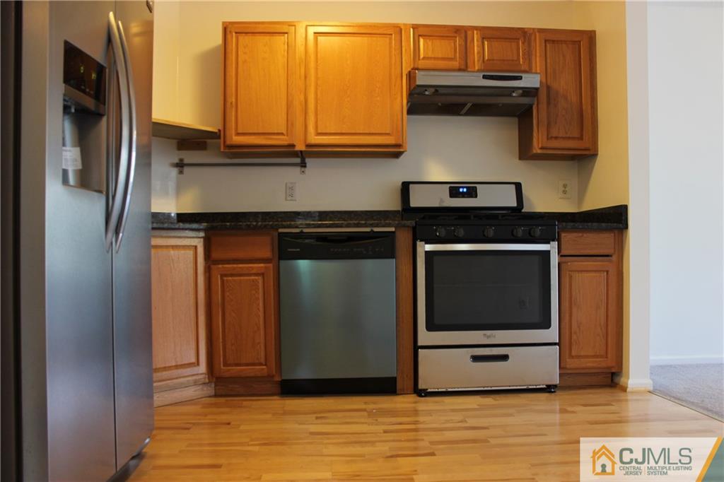 129 Inverness Drive, Unit I129 Edison, NJ 08820 - Photo 6 of 23 Gallery Image 6