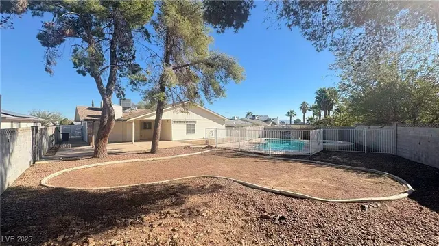 $2,290 | 7113 Pinelake Road, Las Vegas, NV 89145