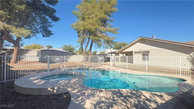 $2,290 | 7113 Pinelake Road, Las Vegas, NV 89145