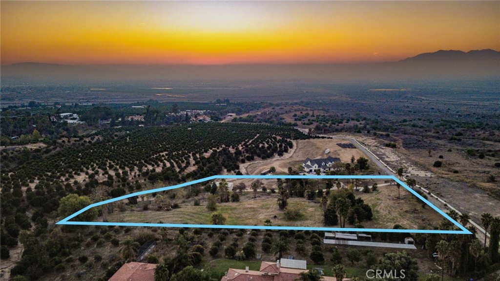 32265 Sapphire Street Mentone, CA 92359 - Photo 3 of 33 a view of city from a balcony