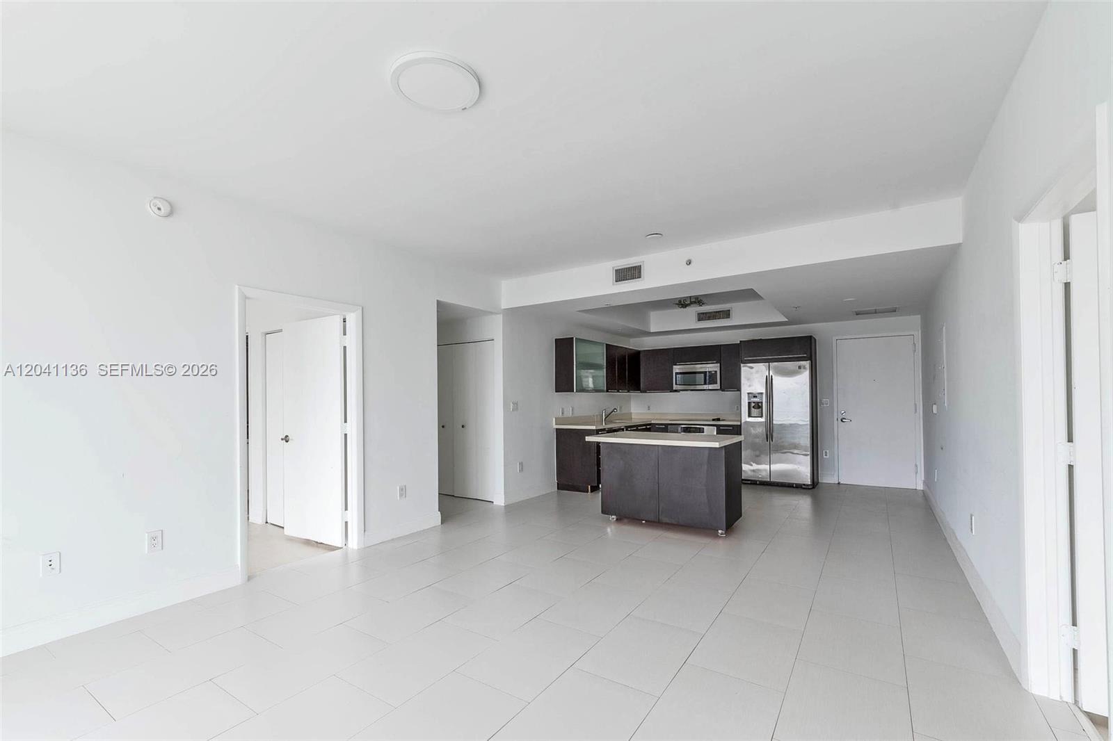 90 Southwest 3rd Street, Unit 3211 Miami, FL 33130 - Photo 9 of 27