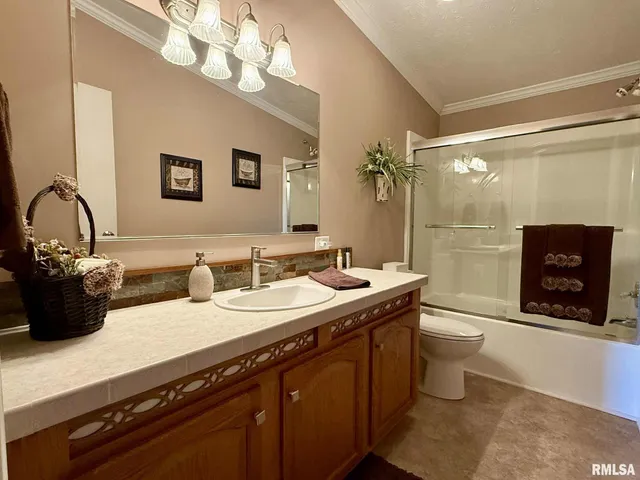 $440,000 | 20 Xanders Lane, Golconda, IL 62938