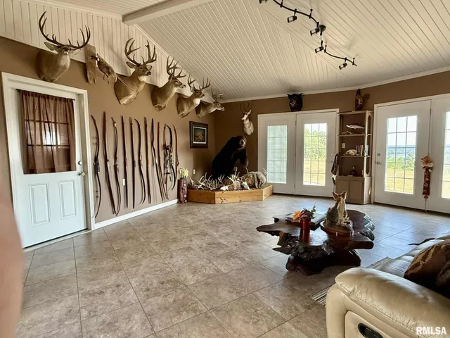 $440,000 | 20 Xanders Lane, Golconda, IL 62938